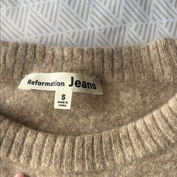 Reformation jeans cashmere  Taupe Crew Neck Sweater - Picture 2 of 10